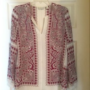 Andrienne Vittadini red and white blouse